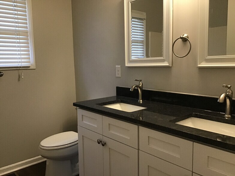 Building Photo - 22 Liberty Ridge Ave