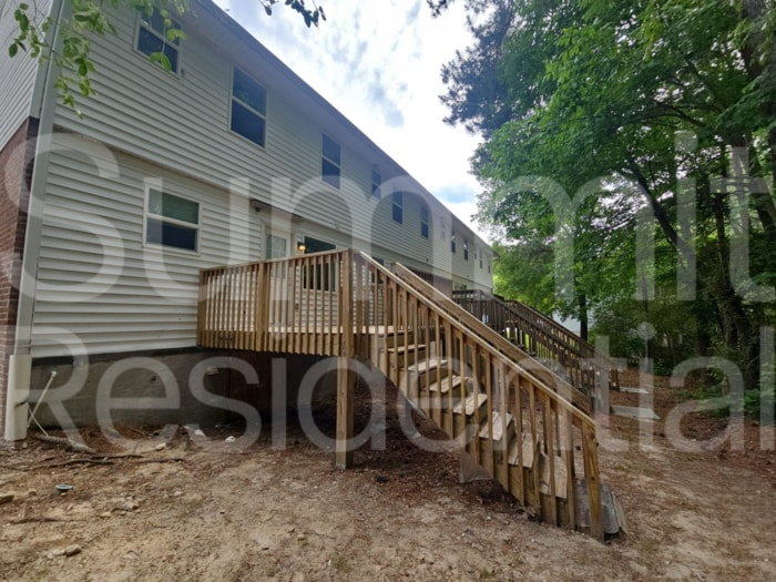 Building Photo - 2651 Parkside Way SW