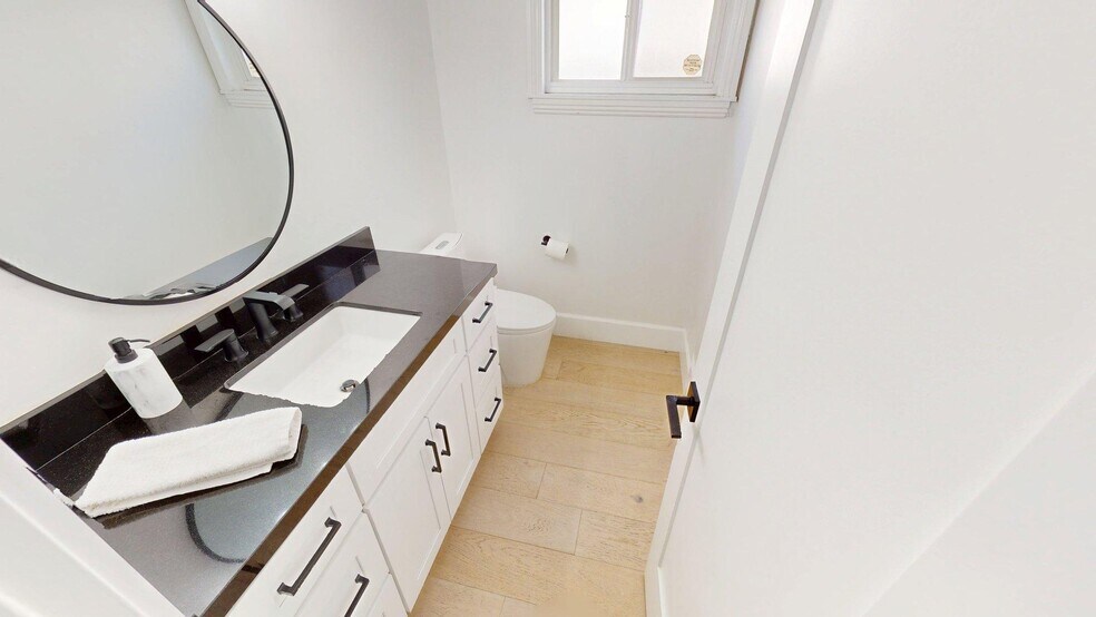 Building Photo - 880 Cayo Grande Ct