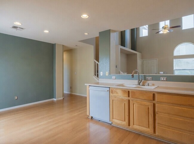 Building Photo - 10343 Keystone Pastures St