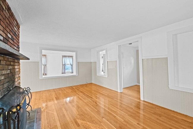 Building Photo - 80 Barker Rd