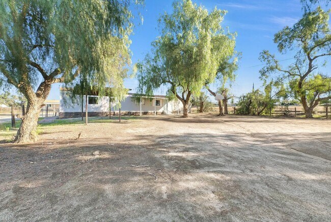 Building Photo - 22450 Norris Ln