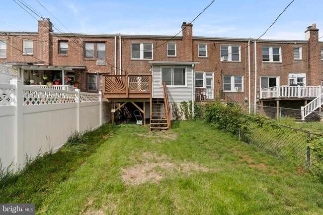 Building Photo - 644 Dayton Rd