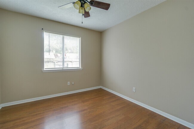 Building Photo - 3006 Stargrass Ct