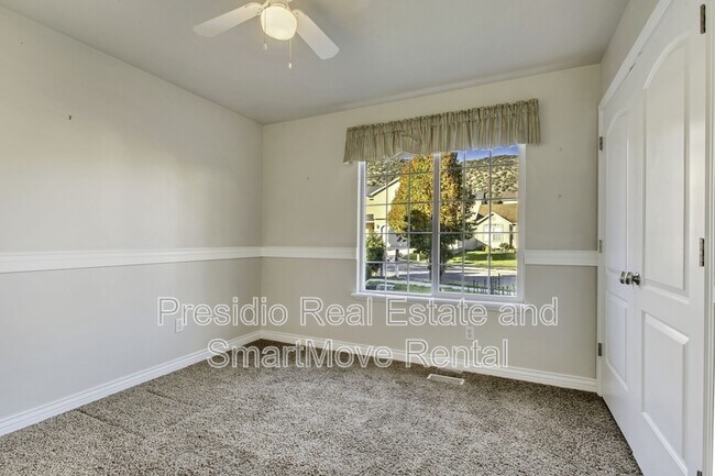 Building Photo - 6924 Chippewa Dr
