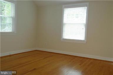 Building Photo - 3305 Camalier Dr