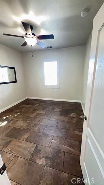 Building Photo - 25863 Prospector Ct