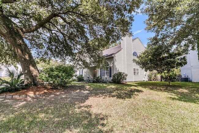 Building Photo - 339 Mt Royall Dr