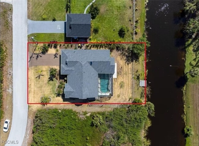 Building Photo - 11195 Seabreeze Ave