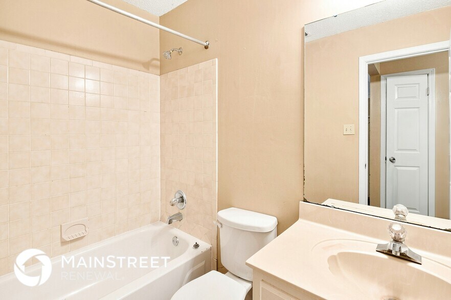 Building Photo - 4844 Gadwall Dr W