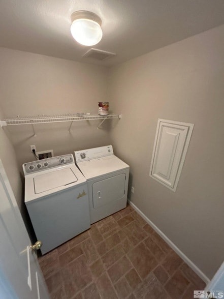 Building Photo - 8930 Silverkist Dr
