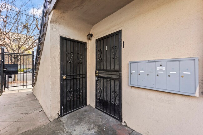 Building Photo - 8027 S Broadway