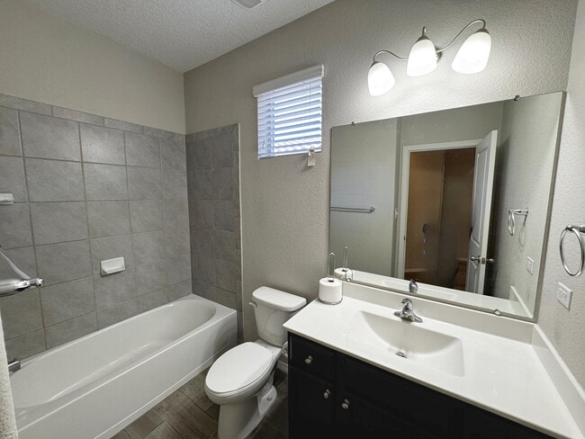 Building Photo - 6732 Oro Valley Rd NW