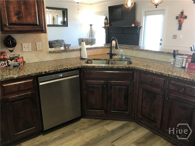 Building Photo - 2343 Cold Tree Ln