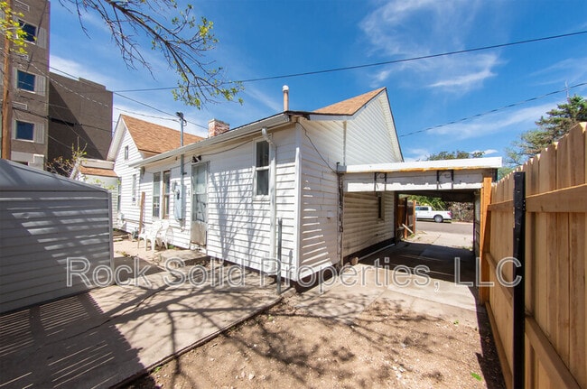 Building Photo - 2510 House Ave