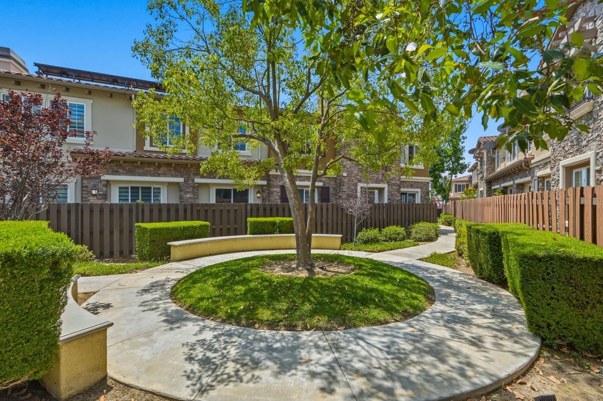Building Photo - 11528 Verona Dr