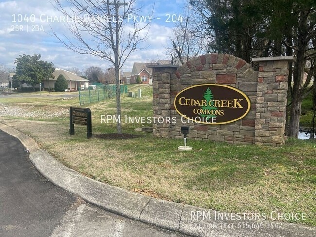 Building Photo - 1040 Charlie Daniels Pkwy