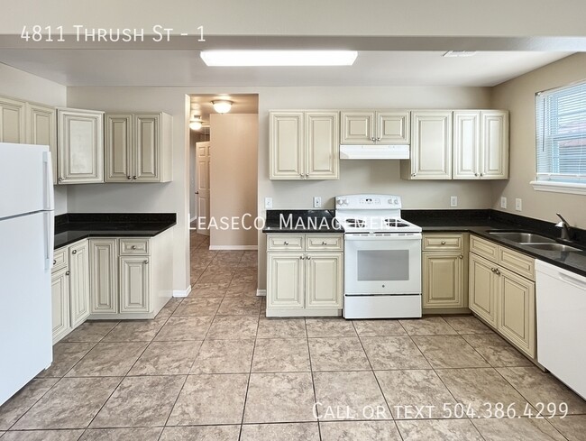 Building Photo - 4811 Thrush St