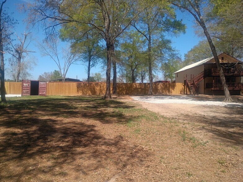 Building Photo - 738 Old Pin Oak Rd