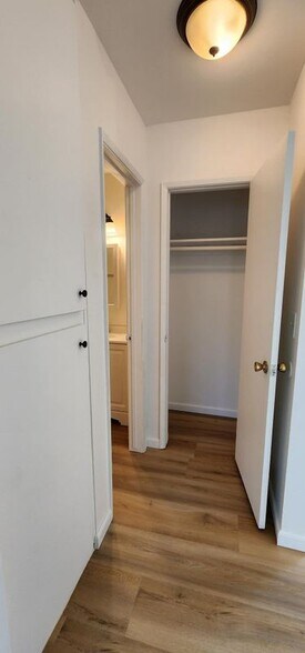 Building Photo - 4419 Rosebud Ln