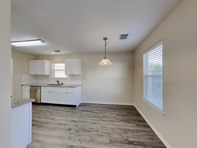 Building Photo - 16418 Noble Meadow Ln