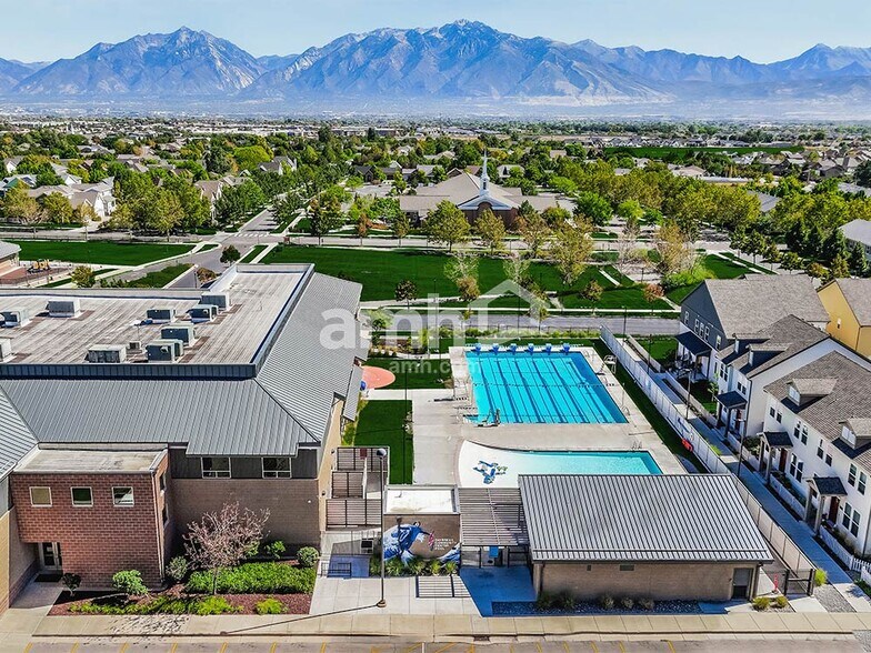 Building Photo - 6014 W Copper Hawk Dr