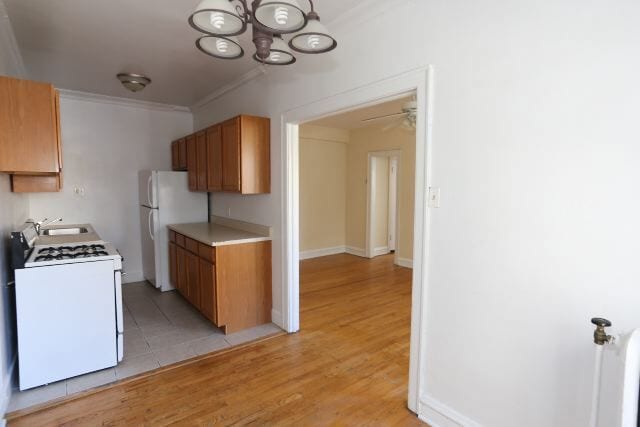 Building Photo - 1169 N Dearborn St