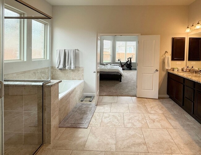 Building Photo - Beautiful 4/3.5 Home Available In Northwest San Antonio!