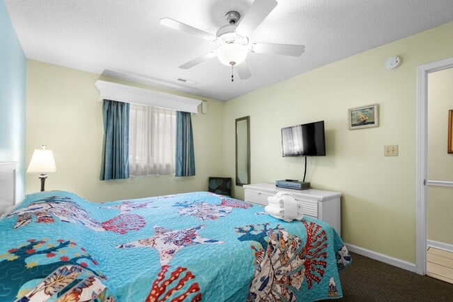 Building Photo - Seasonal Rental Available Now-3/31/26-Wifi...
