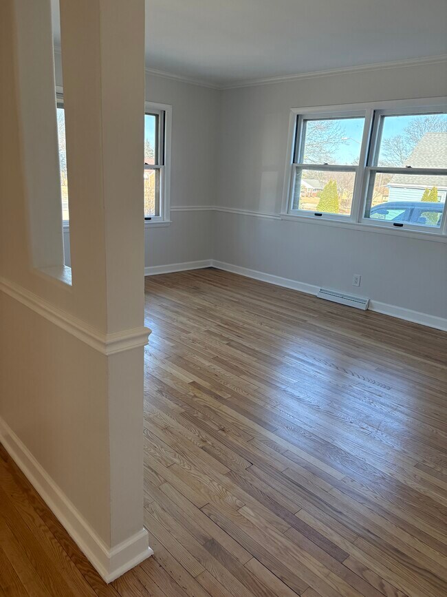 Living Room - 9109 W Cleveland Ave