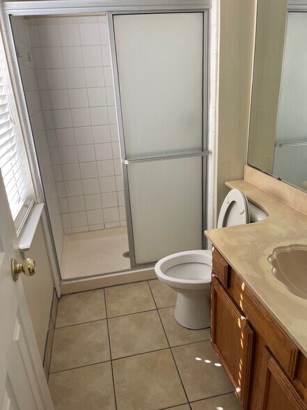 Building Photo - 17935 Great Glen Dr