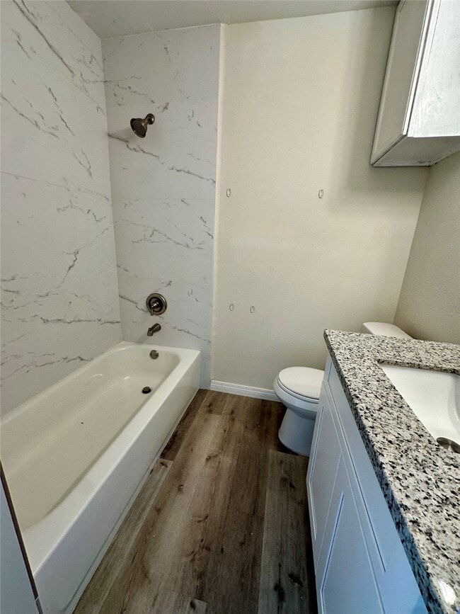 Building Photo - 5024 Jefferson St