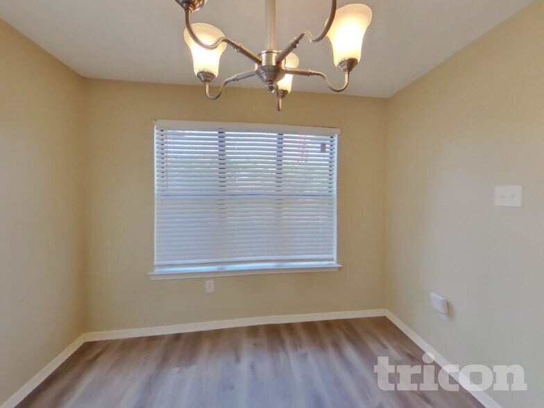 Building Photo - 1015 Cedar Run Dr