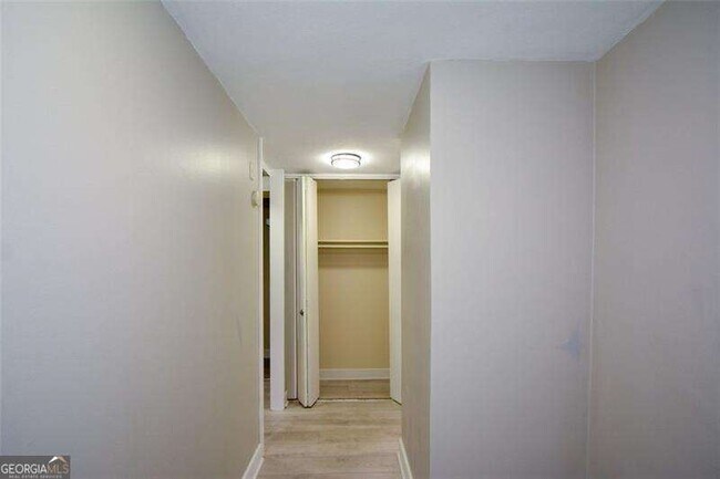 Building Photo - 620 Peachtree St NE