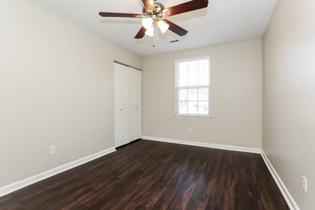 Building Photo - 188 Bradford Cir