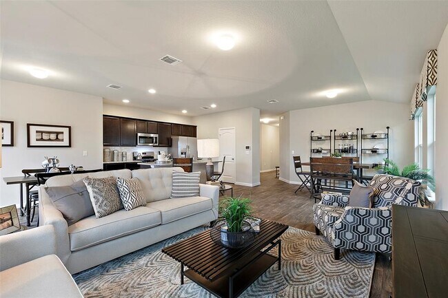 Building Photo - 500 Cassandra Dr