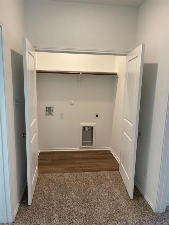 Building Photo - 502 Thunderstorm Ave