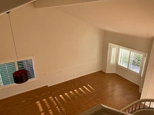 Building Photo - 711 Oak Burl Ln