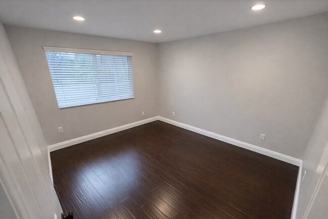 Building Photo - North Hollywood 4BR/3BA Home with Gated Entry and Private Yard