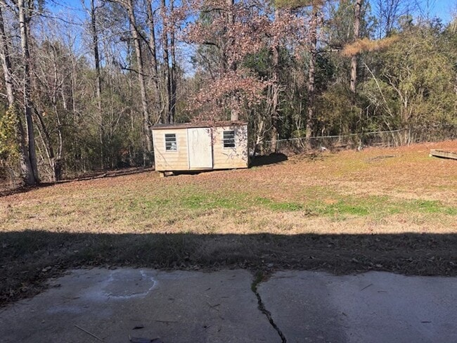 Building Photo - 1456 Glouchester Dr