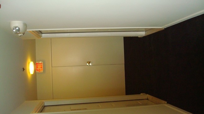 Building Photo - Rose Street Apartments