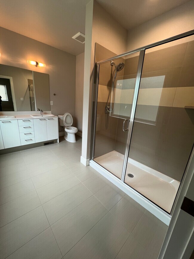 Building Photo - 13110 SE 219th Pl