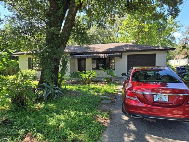 Primary Photo - 804 W Linebaugh Ave