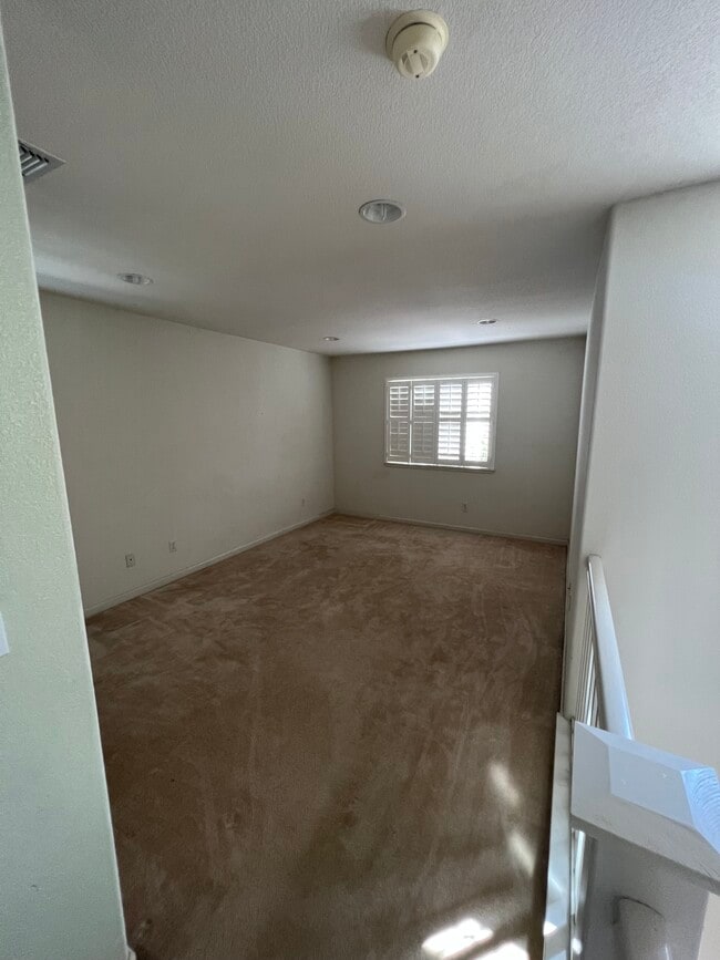 Building Photo - 2636 Carson Way