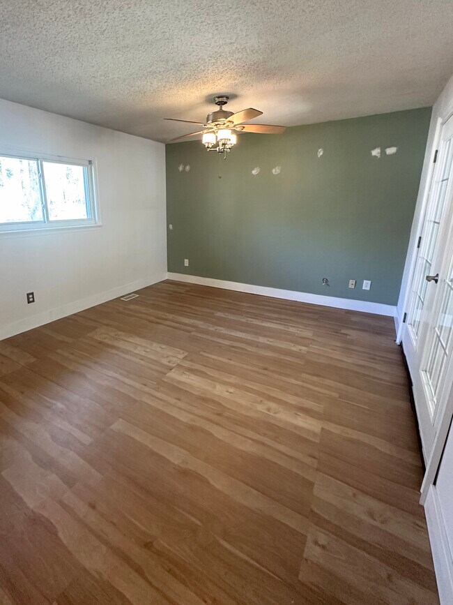 Building Photo - 3349 Kings Neck Dr