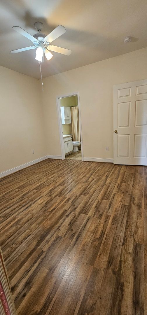 Building Photo - River Oaks Community