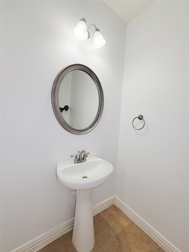 Building Photo - 4607 Wickby St