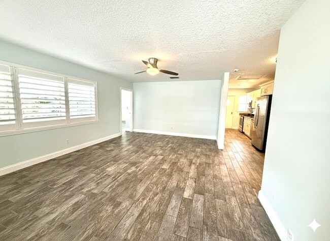 Building Photo - 7 E Street Unit A