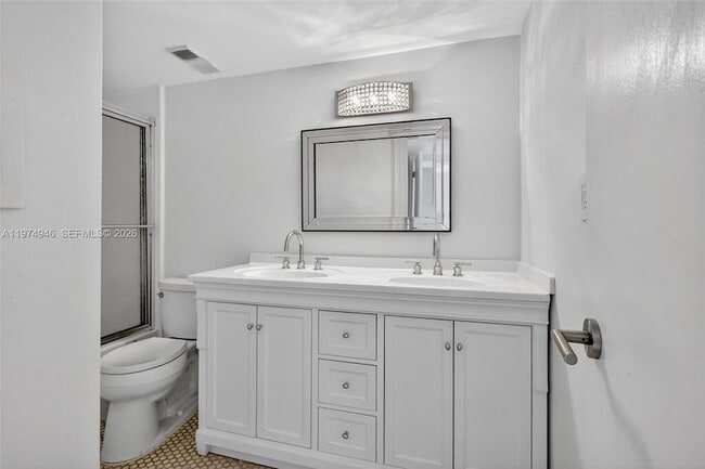 Building Photo - 18151 NE 31st Ct