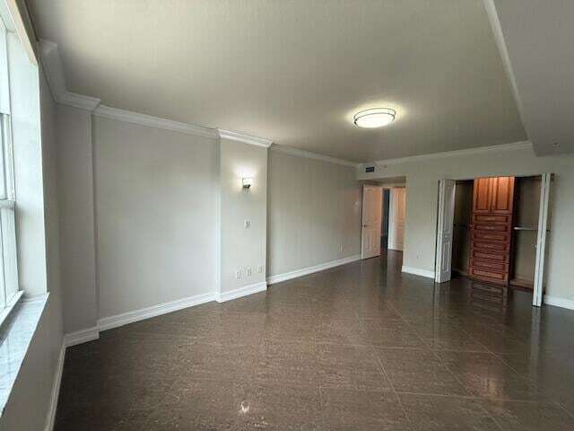 Building Photo - 600 S Dixie Hwy